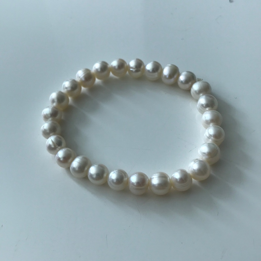 White natural pearl round bead bracelet